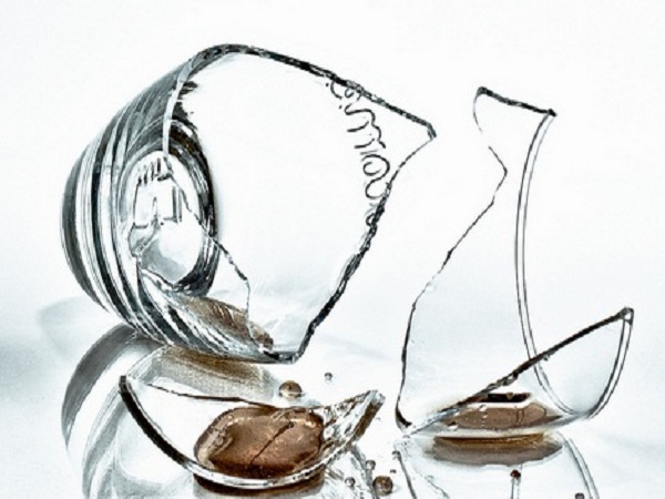 Điềm báo vỡ ly