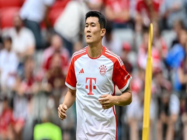 Tin Bayern 3/10: Kim Min-jae bị huyền thoại Bayern chê bai