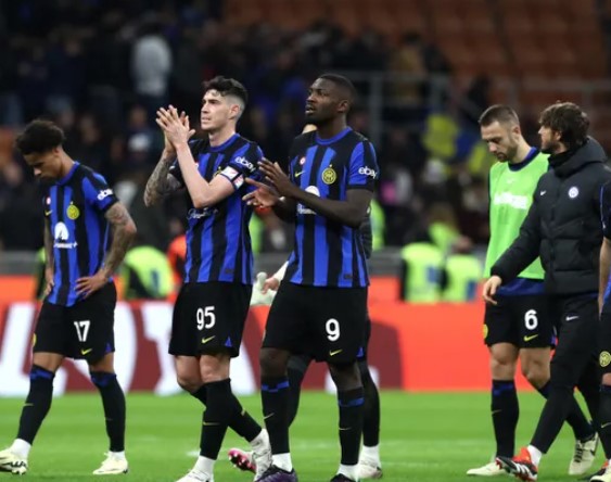 Napoli khiến Inter Milan đứt mạch thắng tại Serie A