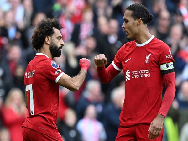 Liverpool nhận tin cực vui từ Van Dijk