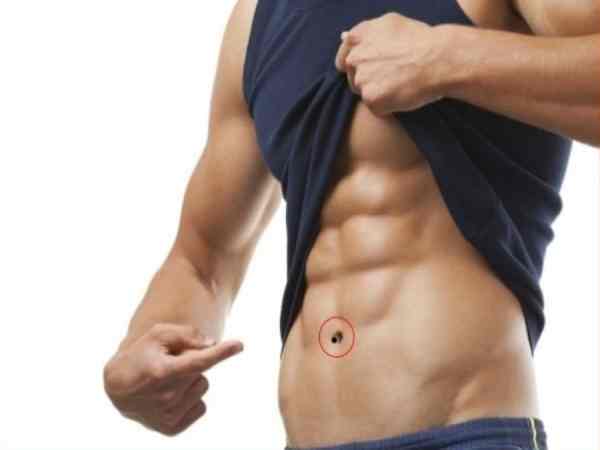 Nốt ruồi ở rốn nam giới nói lên điều gì? Nốt ruồi ở rốn nam giới nói lên điều gì?