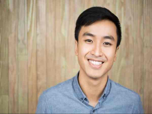 nốt ruồi ở rãnh cười