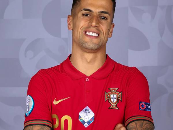 Tin Barca: Joao Cancelo vẫn nuôi hy vọng trở lại Barca